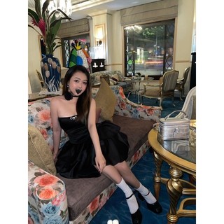 váy lụa tầng Mona