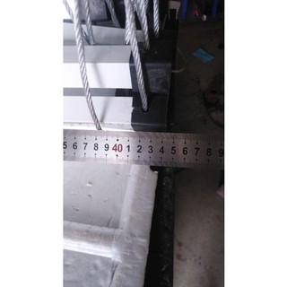 Thang dây thoát hiểm dài 10m.