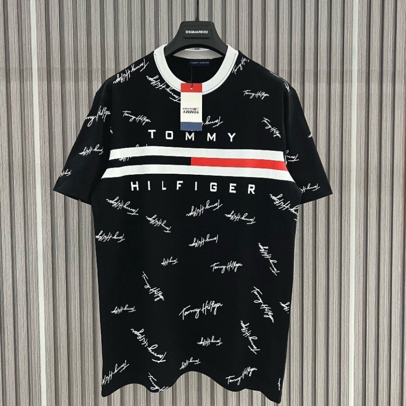 Áo thun Tommy_Hilfiger nam nữ in vạch sọc đen trắng đỏ chữ kí quanh áo. Áo Thun Unisex Form Rộng Siêu Hot nhất hiện nay
