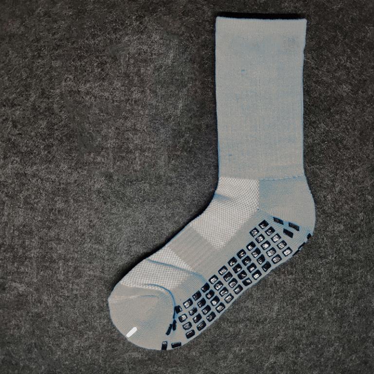 Tất chống trơn đá bóng, vớ chống trượt đá banh dùng cho thể thao, bóng đá, bóng chuyền, tập yoga, tập gym nhiều màu. .