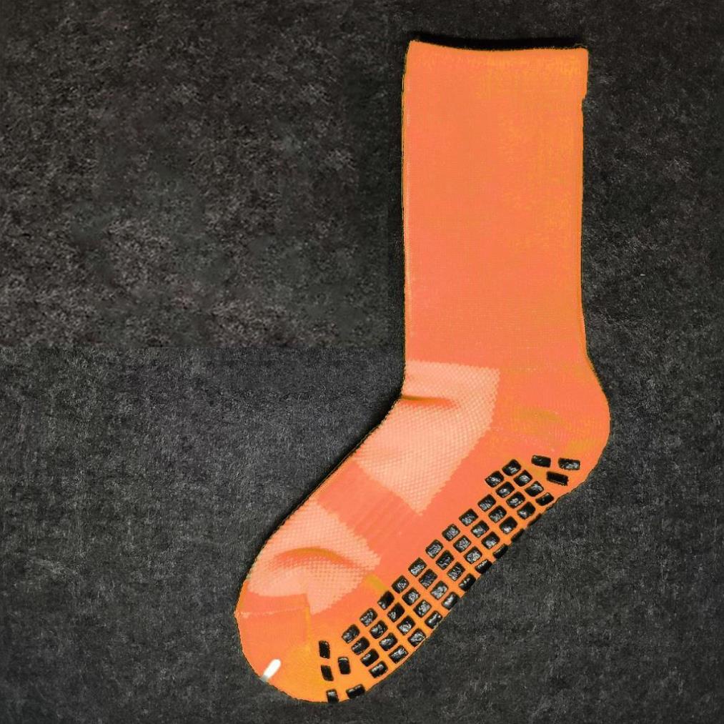 Tất chống trơn đá bóng, vớ chống trượt đá banh dùng cho thể thao, bóng đá, bóng chuyền, tập yoga, tập gym nhiều màu. .