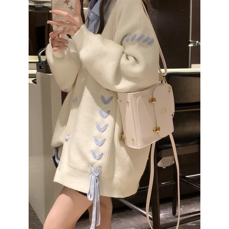 Áo Khoác Len cardigan Dáng Rộng Phối Nút Hình Trái Tim Ngọt Ngào Và Cá Tính Thời Trang Mùa Thu Cho Nữ