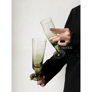 Ly Thủy Tinh Uống Rượu Sâm Panh Màu gradient