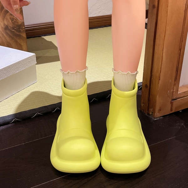 Ủng Đi Mưa Màu Sắc Ngọt Ngào Chống Trượt Không Thấm Nước Thời Trang Thu Đông Cho Nữ