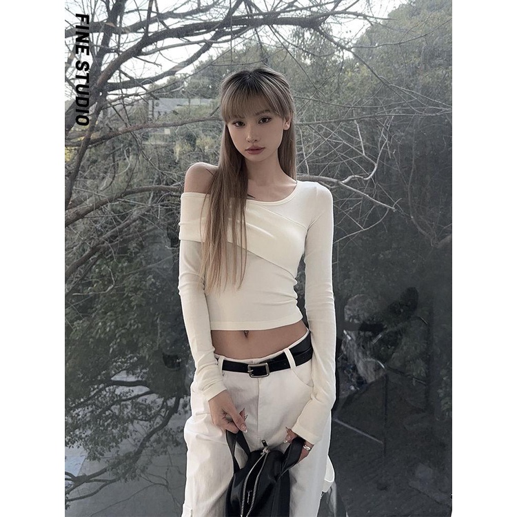 Fine studio hot girl Áo Thun Tay Dài Màu Trắng Trơn Dáng Ngắn Ôm Sát Hở Vai Thời Trang Xuân Thu Thiết Kế niche Cho Nữ