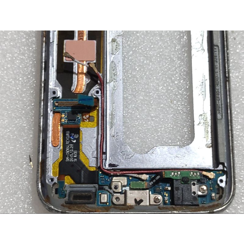 Khung Sườn Samsung S7  Đã Qua Sử Dụng Kèm Linh Kiện