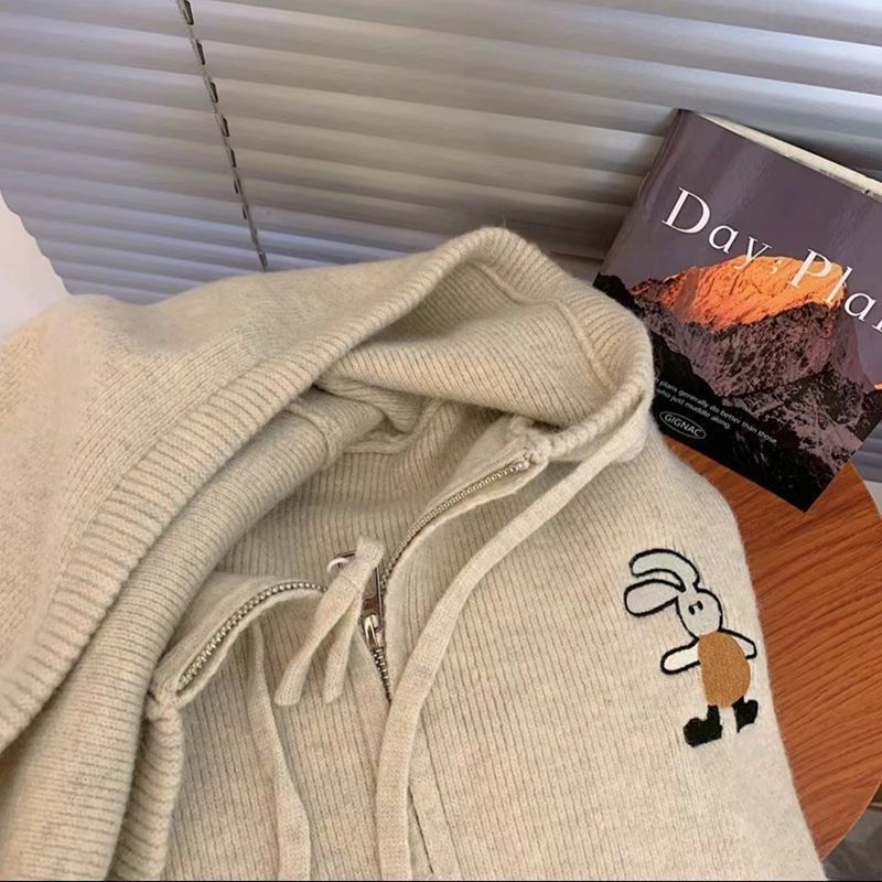 Áo Khoác cardigan Có Khóa Kéo Thêu Hình Thỏ Mới Cho Nữ