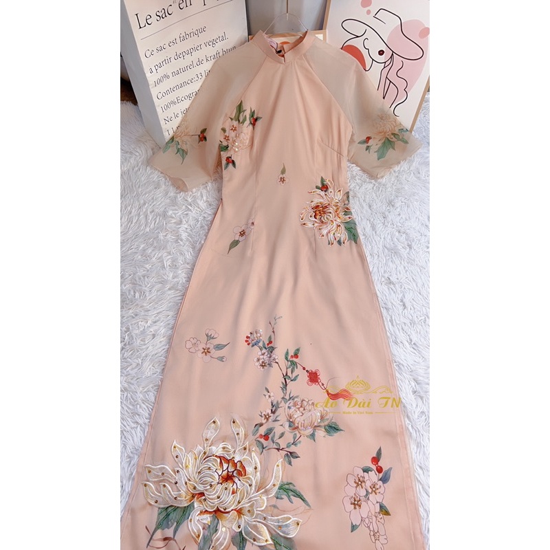 Áo dài cách tân 4 tà Khuê Cúc voan tơ mềm mại thêu đính kết thủ công