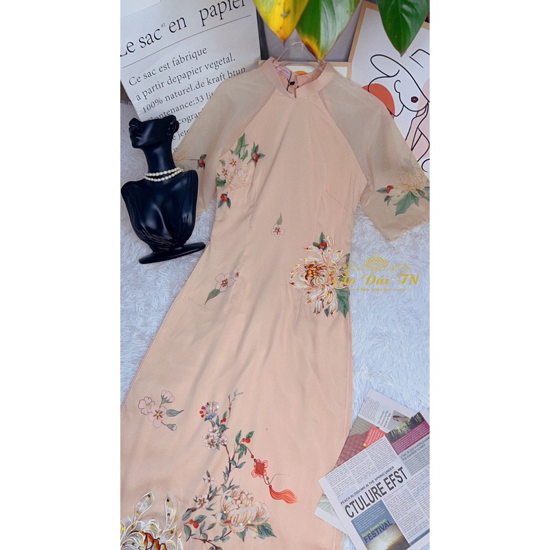 Áo dài cách tân 4 tà Khuê Cúc voan tơ mềm mại thêu đính kết thủ công