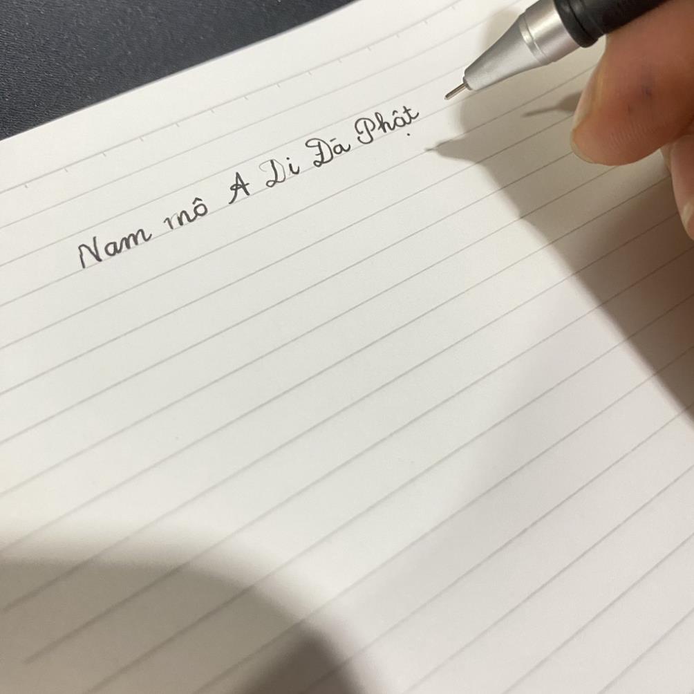 Bút chép kinh_Bút bi viết chữ đẹp ngòi 0.5mm mực Gel có nắp mực đen.