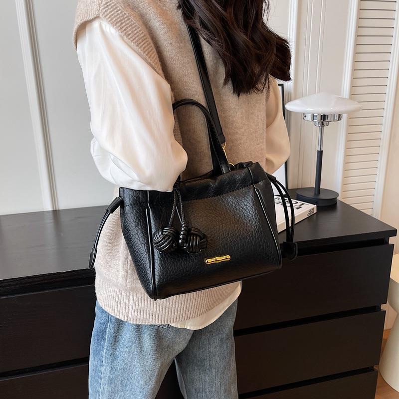 Túi Đeo Chéo Phong Cách hong kong Cổ Điển Mẫu Mới 2023 Thời Trang Mùa Hè 2023 Dành Cho Nữ