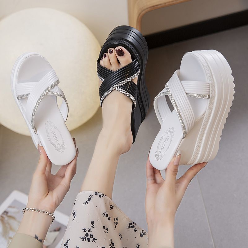 Dép Đế Xuồng 12cm Đính Đá Màu Trắng Phong Cách Mới Mùa Hè Cho Nữ