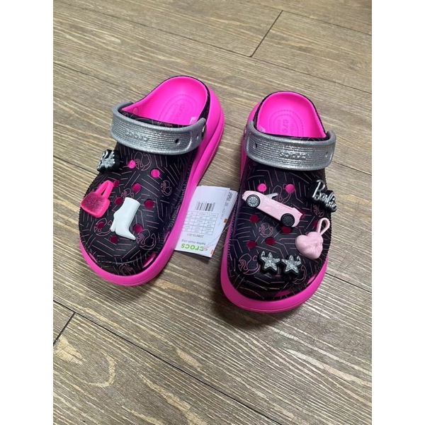 Sục cush hồng đen crocs