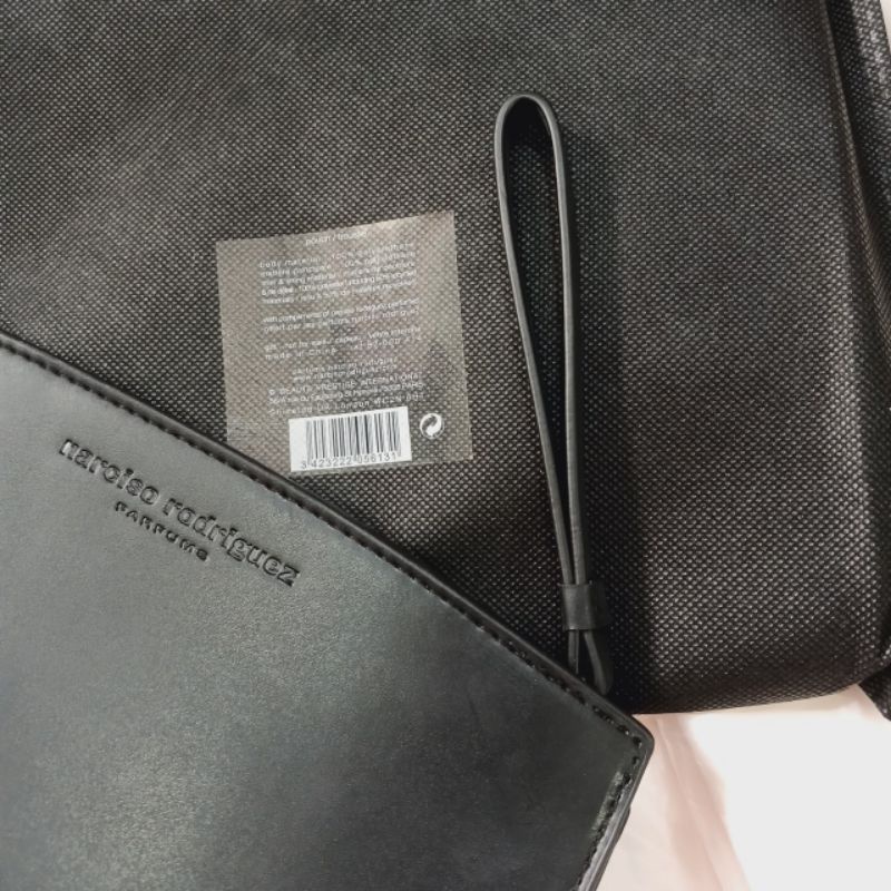 Túi Narciso  Rodriguez Nền Đen Khóa Quai Xách