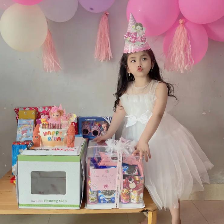 Váy Xếp Ngực Nơ Eo Xinh Xắn Cho Bé, Tặng Kèm Bờm Xinh Xắn