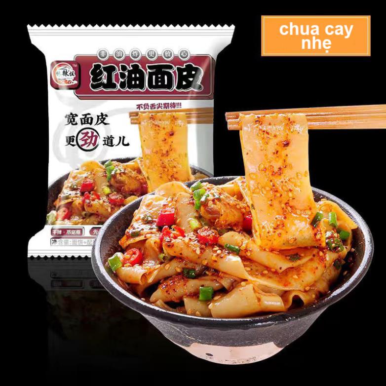 Mì trộn chua cay Tứ Xuyên, mì sợi dẹt trộn chua cay hiệu Cô Đầu Bếp - gói 105g