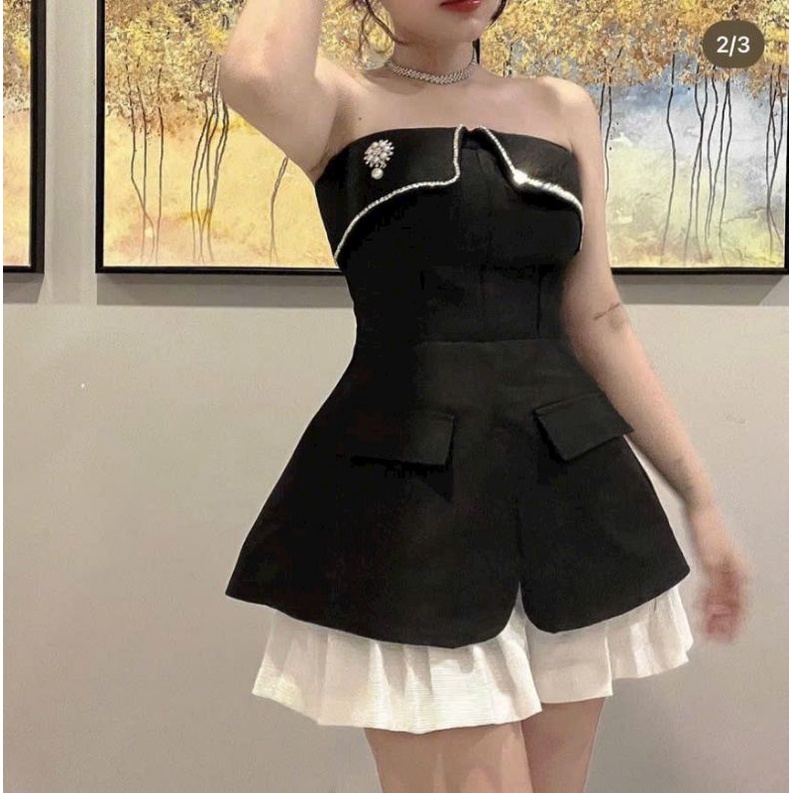 SET ÁO ĐEN PHỐI REN HOA TRỄ VAI + CHÂN VÁY