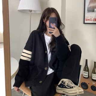 Áo khoác Cardigan Len 3 sọc cánh tay unisex