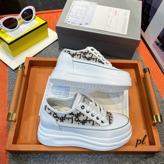 Giày Dio siêu nhẹ độn đế fom chuẩn fullbox size 35-39 cao 7cm
