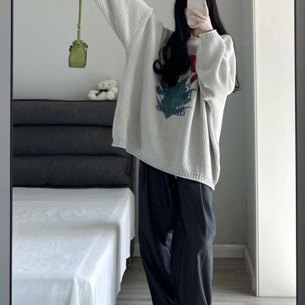 Áo sweater Nữ In Chữ Và Hoa Đơn Giản