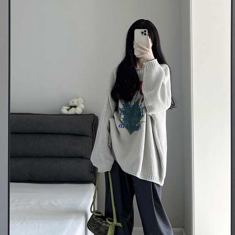 Áo sweater Nữ In Chữ Và Hoa Đơn Giản