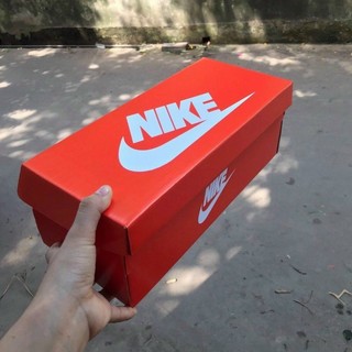 Hộp giày thể thao