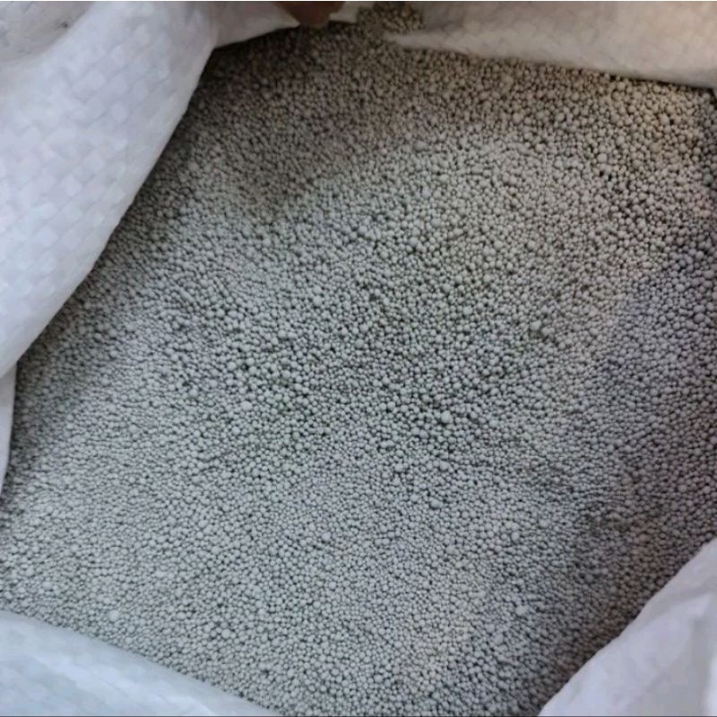 Cát vệ sinh cho mèo túi 10kg có kèm hạt khử mùi