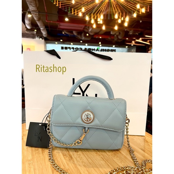 Túi Lyn hình + video shop tự chụp