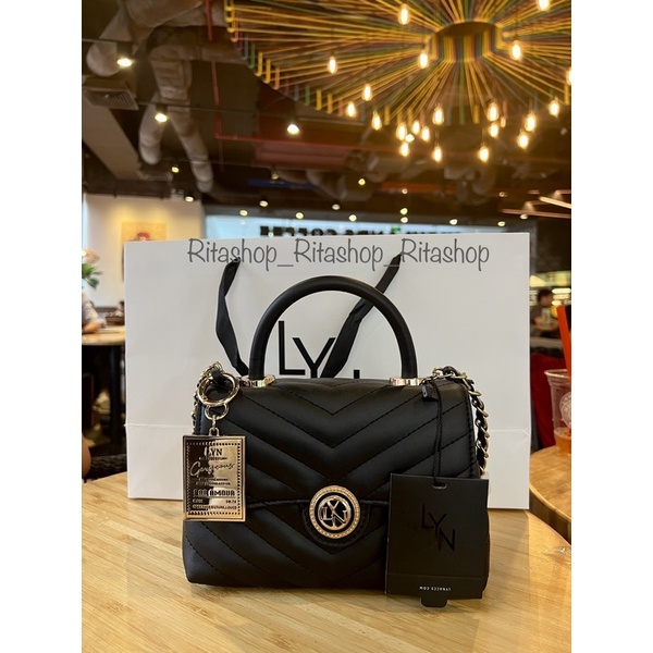 Túi Lyn hình + video shop tự chụp