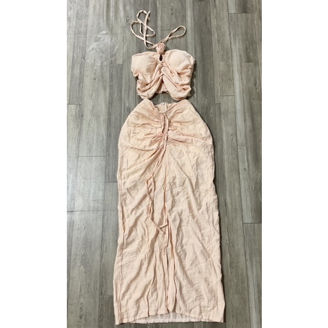 Sét tiểu thư đọc mô tả