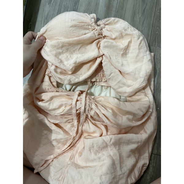 Sét tiểu thư đọc mô tả