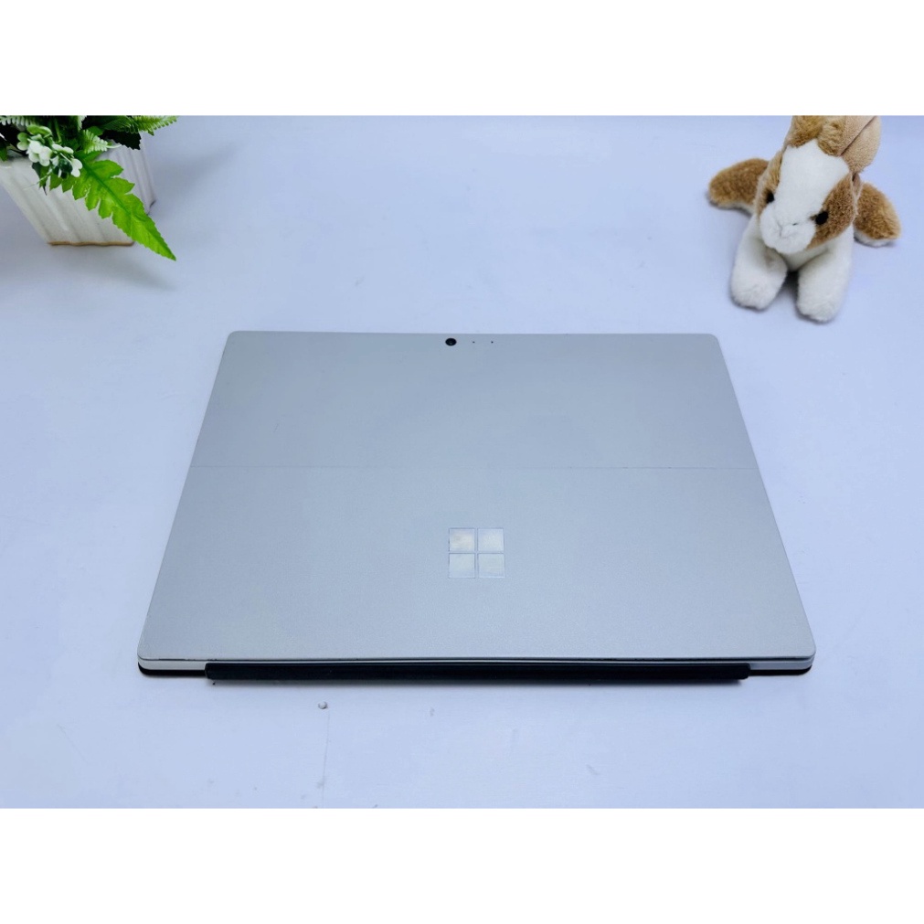 Máy tính bảng kiêm laptop Microsoft Surface Pro 5 Tablet  i5/ RAM 8GB/256GB/12.3" chuẩn màu sRGB -Shop uy tín