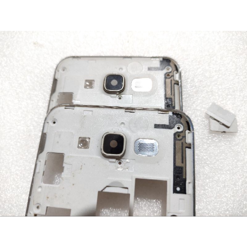 Khung Sườn Samsung J700 Tháo Máy Đã Qua Sử Dụng