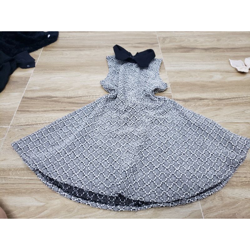 đầm cài trâm xinh đẹp 14k