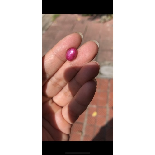 Đá sao hồng nét