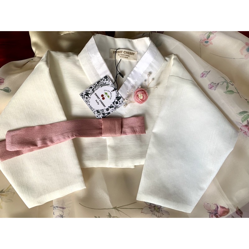 Hanbok cho bé