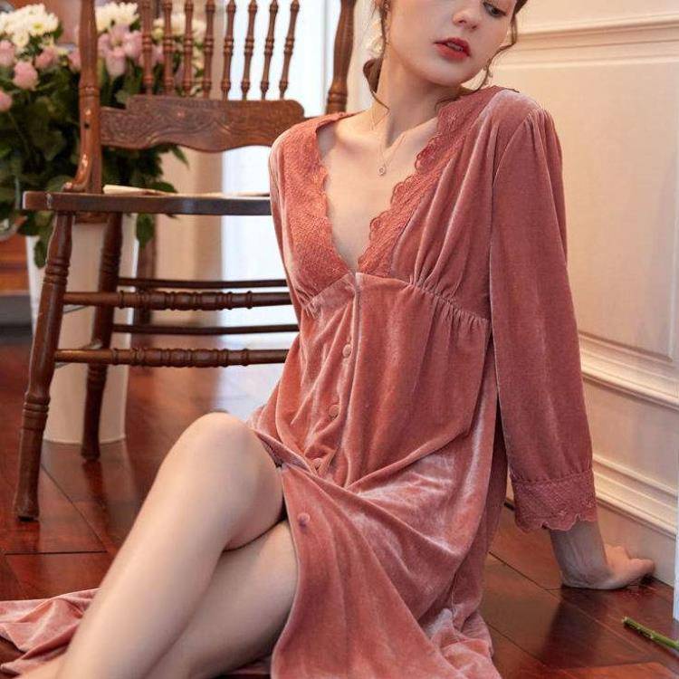 Ch t L Ng cao V Ng Đồ ngủ Dài Tay Vải Nhung Vàng Phong Cách Mới Lãng Mạn Kiểu Pháp Cổ Điển Mặc Ở Nhà Vào Xuân Thu Và Mùa Đông