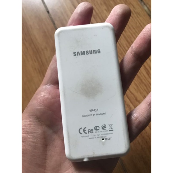 Bán xác máy nghe nhạc Samsung YP-Q3