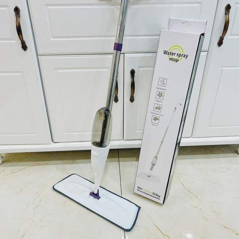 Lau nhà tự vắt kèm bình xịt phun sương