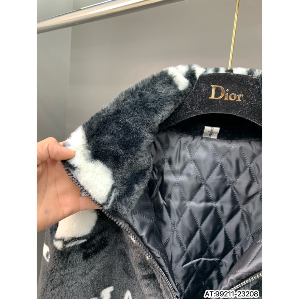 FullBoc Áo Khoác Lông Thỏ Siêu Mượt In Họa Tiết Cực Chất - Áo Khoác Lông Có Mũ Chất Liệu Lông dày Dặn 2 Lớp Cực Ấm | BigBuy360 - bigbuy360.vn