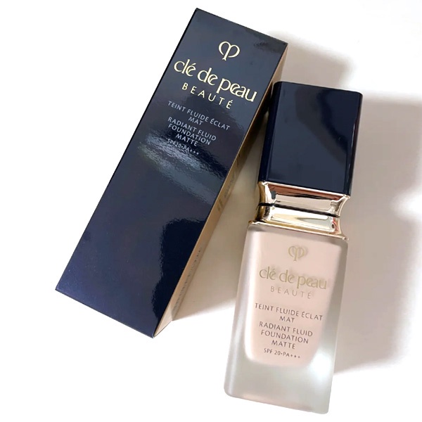 Kem nền tự nhiên CLE DE PEAU BEAUTÉ Spf25 PA++ 35ml