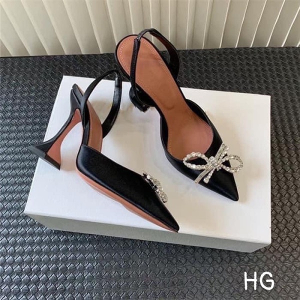 Giầy nơ nhũ hàng qccc cấp 10p Fullbox Size 35-38