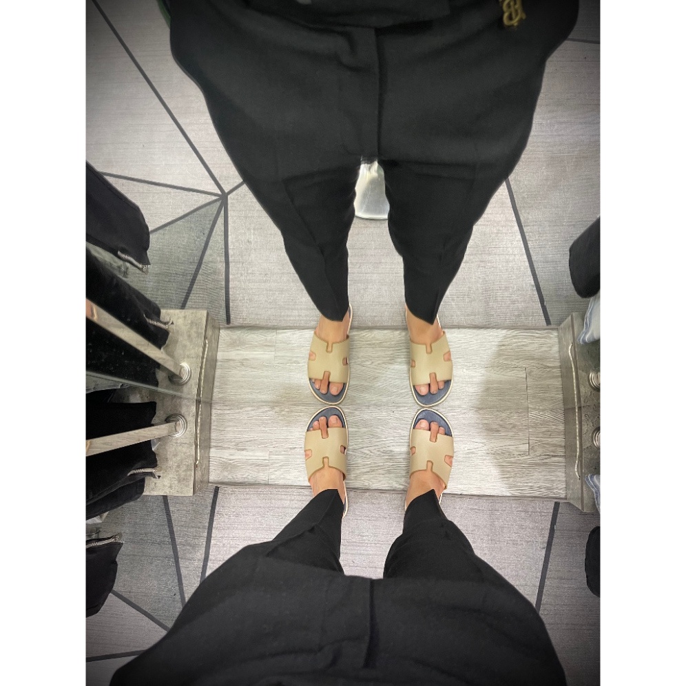 Giày cói DG hình thêu mặt quỷ đỏ - giày lười cói hot trend ss2023