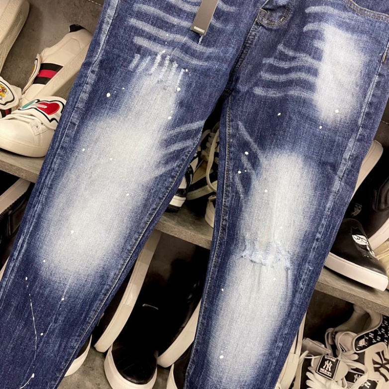 Quần jean bò nam Dsq2 biker slimfit xanh wash bạc trơn kẻ nhăn 3D thêu hình lá phong túi sau 4 cúc QJ312P