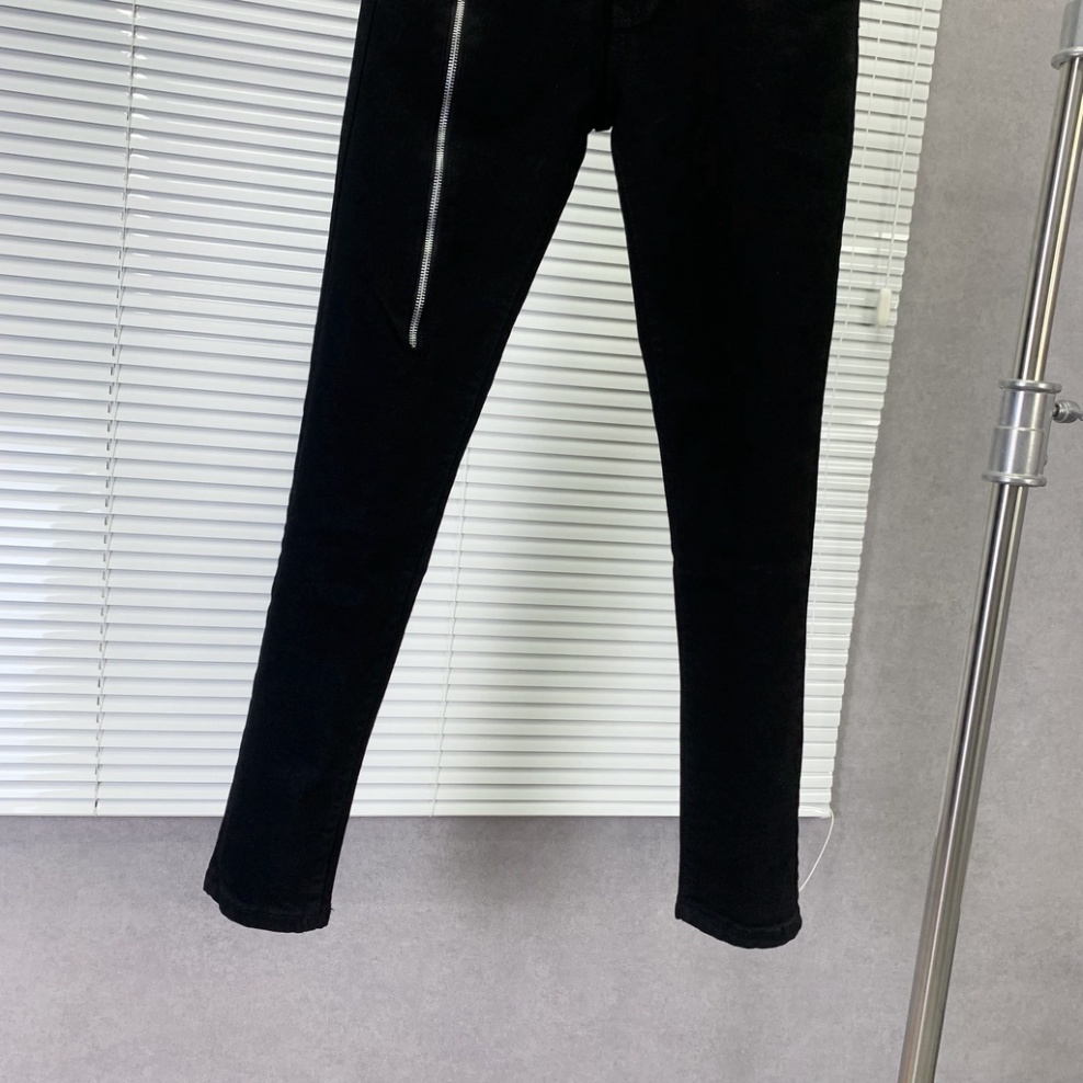 Quần jean bò Nam slimfit đen trơn thêu khoá zip chéo dọc đùi đơn giản basic phong cách đường phố QJ10P