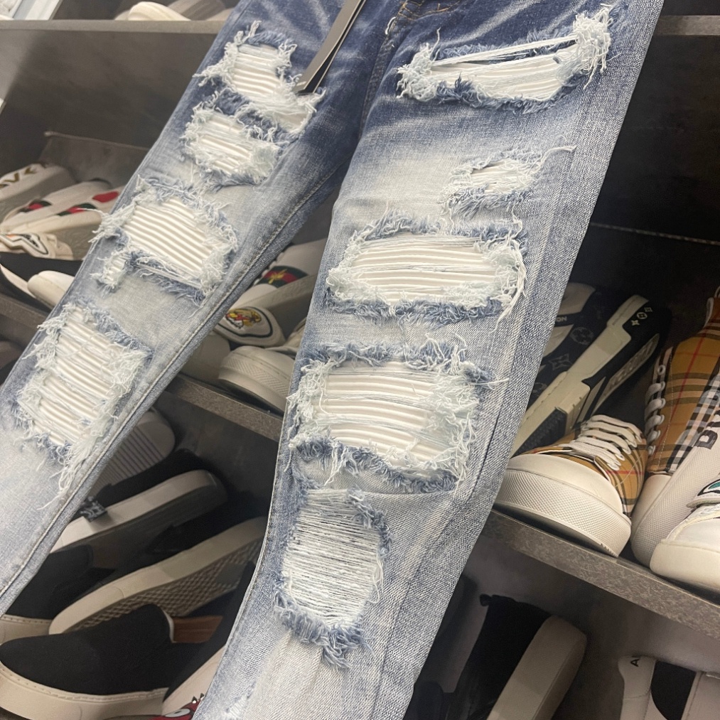 Quần jean bò nam Amiri slimfit xanh bạc rách tua vá da nhăn trắng dọc đùi gối 4 cúc chữ cao cấp QJ262P