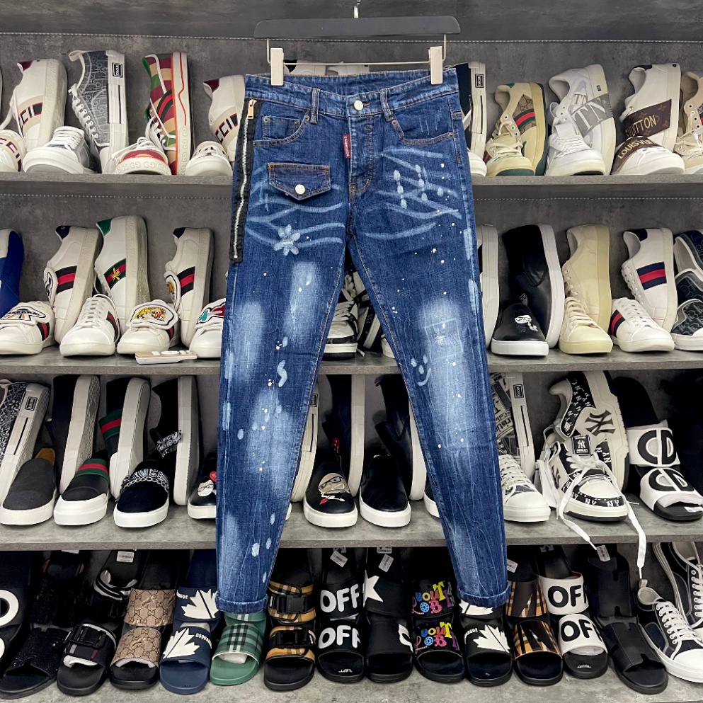 Quần jean bò nam Dsq2 biker slimfit xanh bạc thêu khoá zip viền nắp túi phối dập nhăn 3D 4 cúc cài QJ328P
