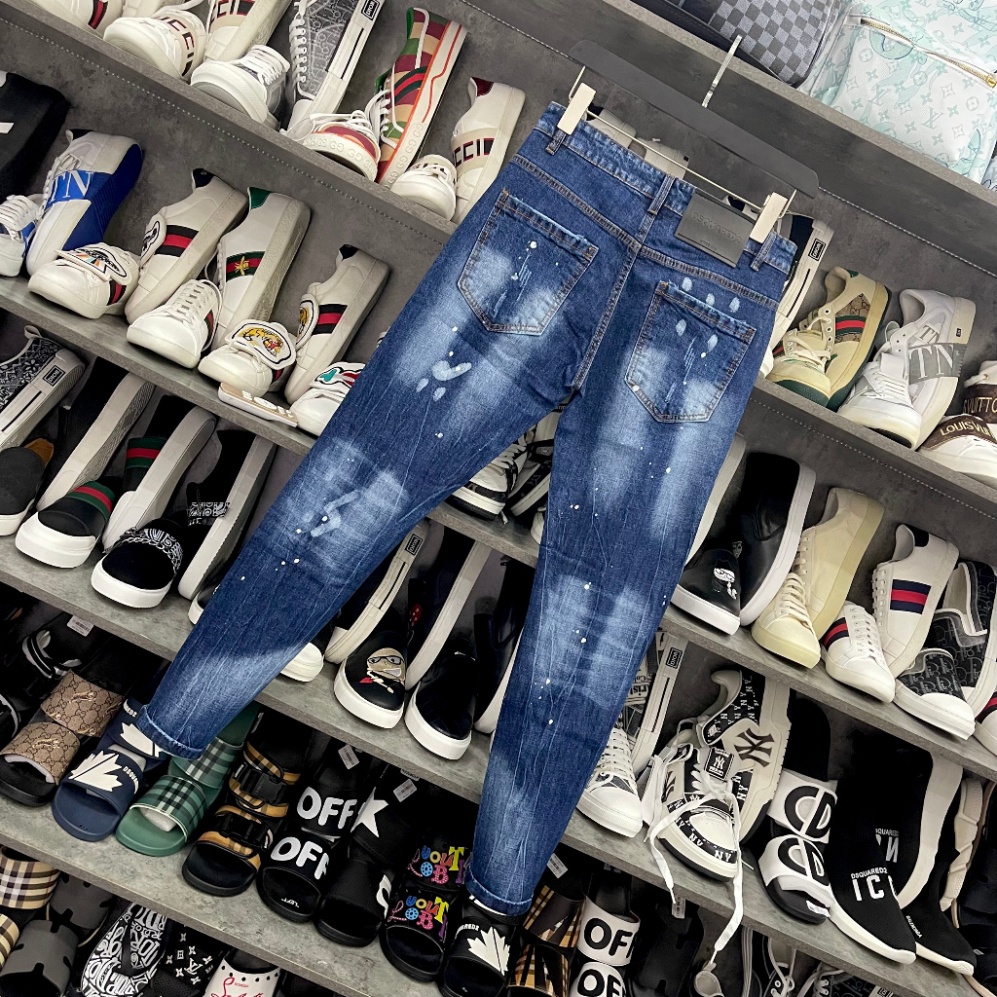 Quần jean bò nam Dsq2 biker slimfit xanh bạc thêu khoá zip viền nắp túi phối dập nhăn 3D 4 cúc cài QJ328P