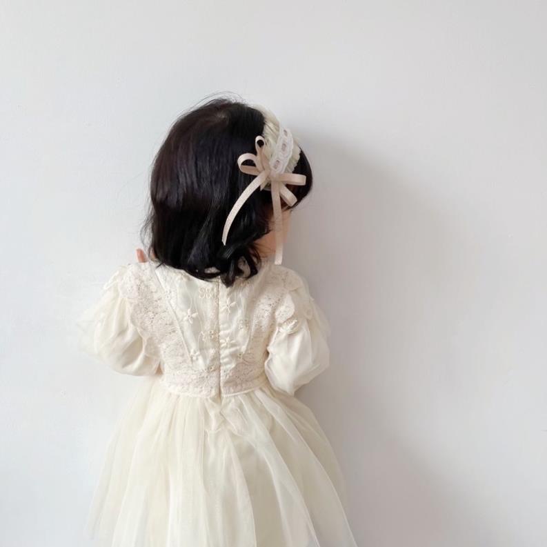 Bờm ren phong cách lolita cho bé gái