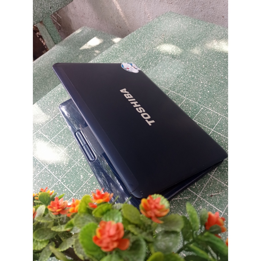Laptop cũ giá rẻ i3 i5 i7  Ram 4gb-8gb SSD 240gb pin ~2h. Máy đẹp 95%